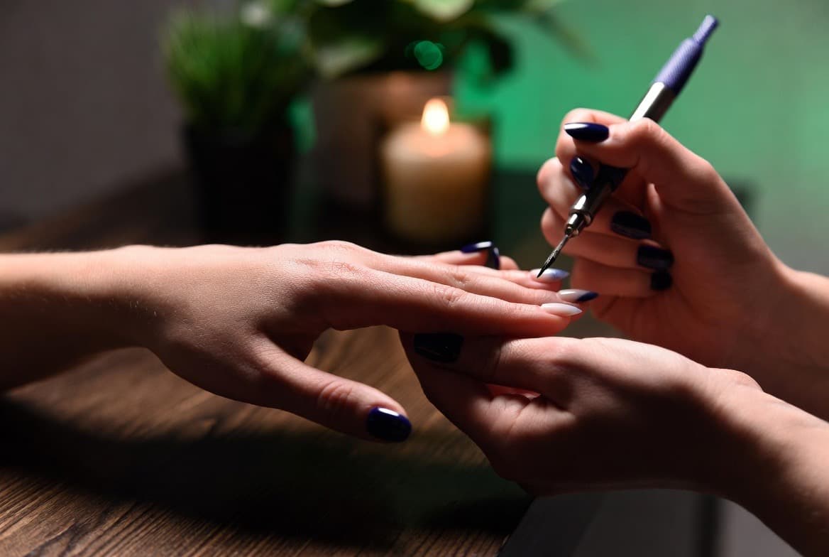 Maniküre & Pediküre